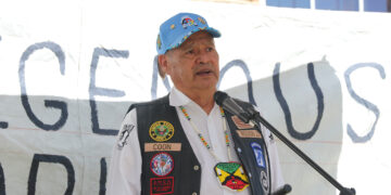 Veteran Makes Tribute to Other Veterans