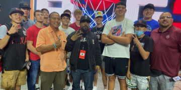 Bacone College men’s basketball team meet Ice Cube