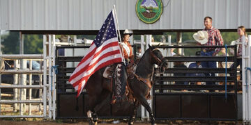 Annual All-Indian Rodeo contestants ride into finals