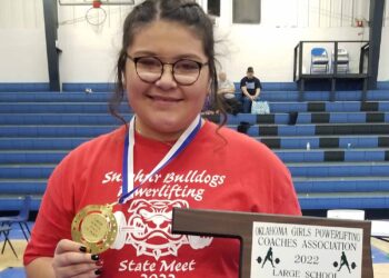 Citizen sets three new records and named state champ in girl’s powerlifting