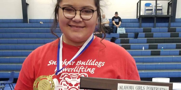 Citizen sets three new records and named state champ in girl’s powerlifting