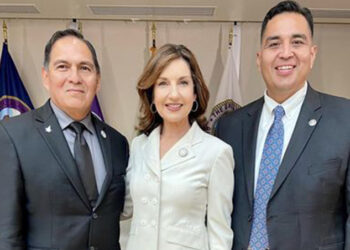 Tribes endorse gubernatorial candidate