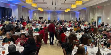 Elders come together for holiday luncheon