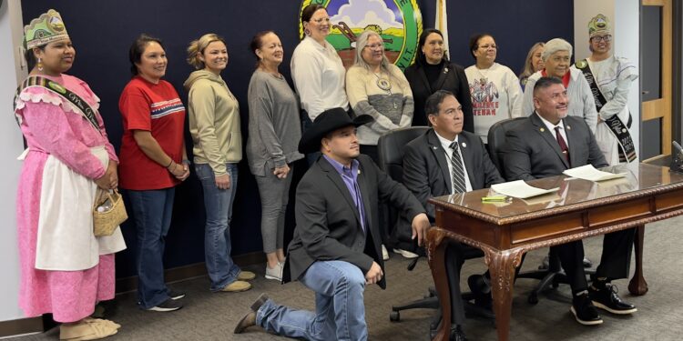 Este Cate Hoktvke Suletawv receives standing ovation after NCA 22-142 passes unanimously