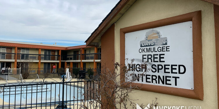 Citizens on temporary housing grant are left to find new lodging