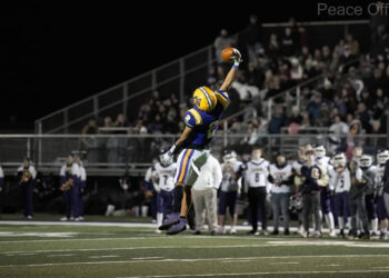 Mvskoke High School Football Player chosen for Class B All-Star team