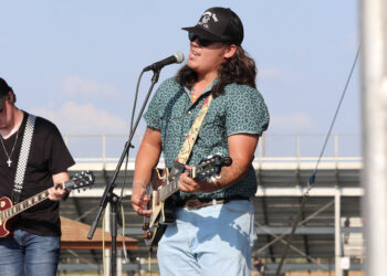 Muscogee (Creek) citizens provide entertainment for Mvskoke Festival