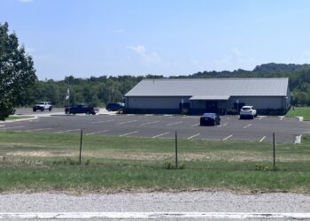 Community members interested in MCN election meet candidates