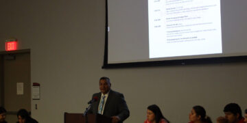 Raven Ready 2023 connects prospective students with alumni