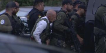 Glenpool Police and LPD SWAT respond to a hostage-turned-barricade situation