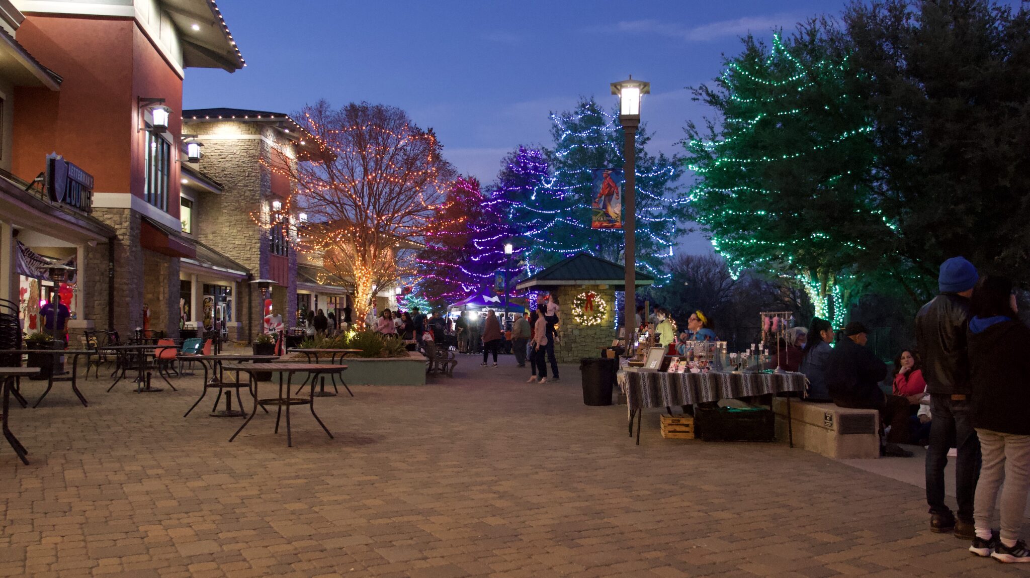 Native Christmas Market kicks off holiday season at the Riverwalk in