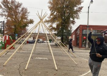 Sapulpa Christmas Chute features Native Culture for the holidays