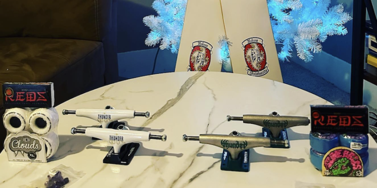 Nokose Skateboards donates skateboards to children for Christmas