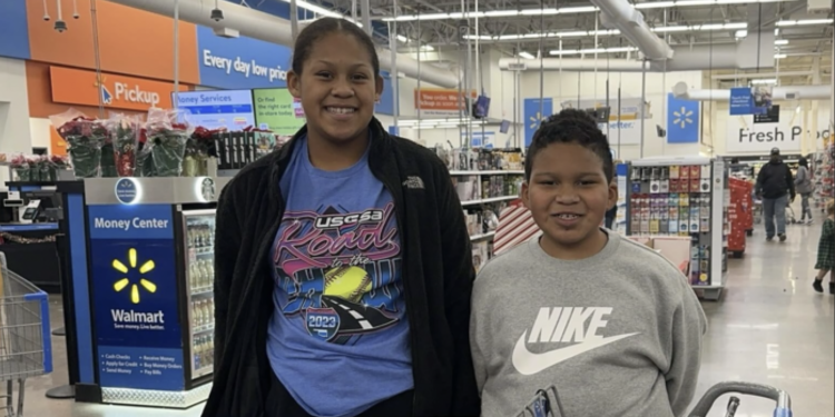 Dewar Indian Community provides Christmas shopping spree for children