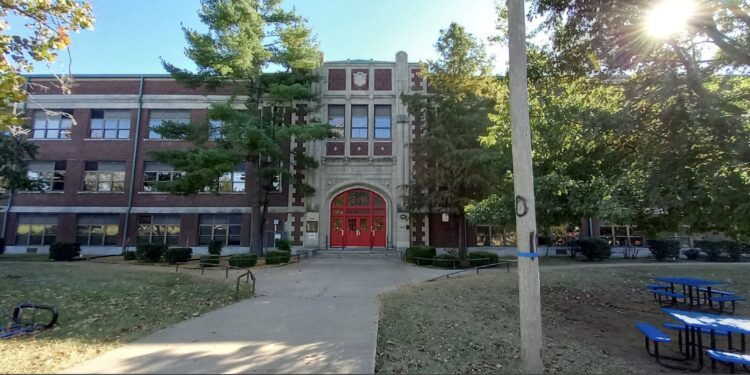 Citizen complaint leads to dialogue with Tulsa School of the Arts and Sciences