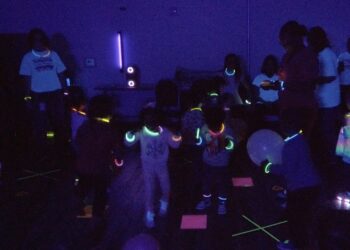 Okmulgee MCN Head Start students are all aglow!