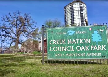 Tulsa’s Riverview Neighborhood Association and MCN team up to support the Council Oak Tree