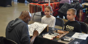 Indian Sweetheart Market attracts large crowd despite cold