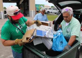 Environmental Services caps off Earth Week with Recycling Collection Event