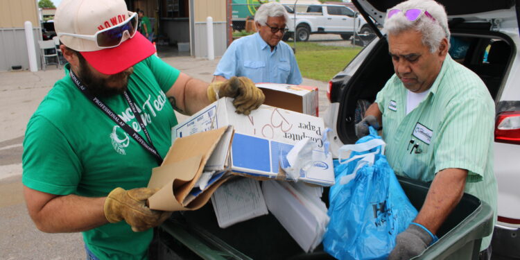 Environmental Services caps off Earth Week with Recycling Collection Event