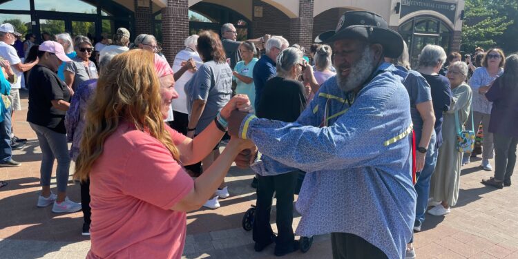 Elders fight the loneliness epidemic together at exercise summit