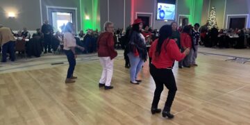 Elders boogie at annual Elder Holiday Luncheon