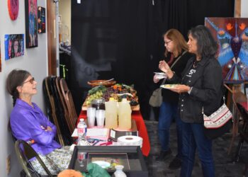 Canvas-ing for support