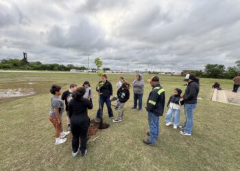 Mvskoke 4-H students take root in the fight for food sovereignty