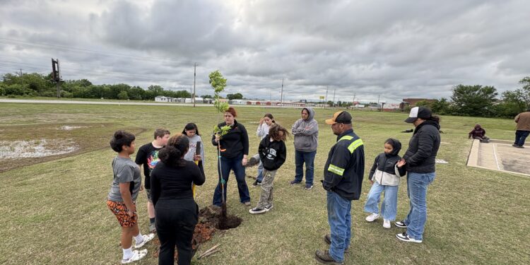 Mvskoke 4-H students take root in the fight for food sovereignty