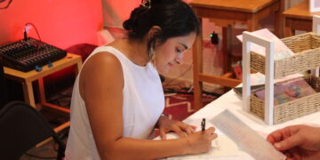 Moon Pull shines at book signing